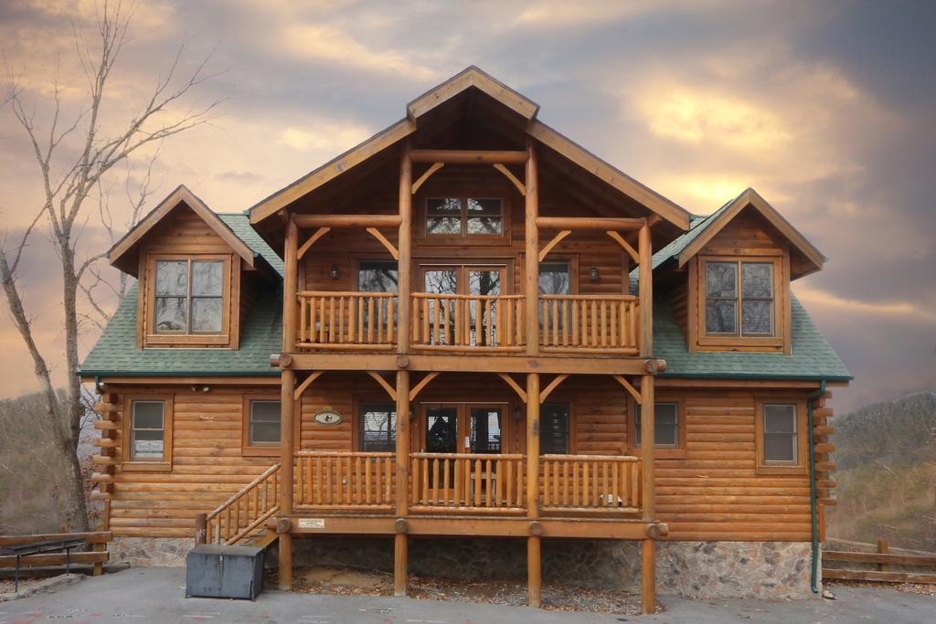 Rising Eagle Lodge - Eight Bedroom بيدجن فورج المظهر الخارجي الصورة