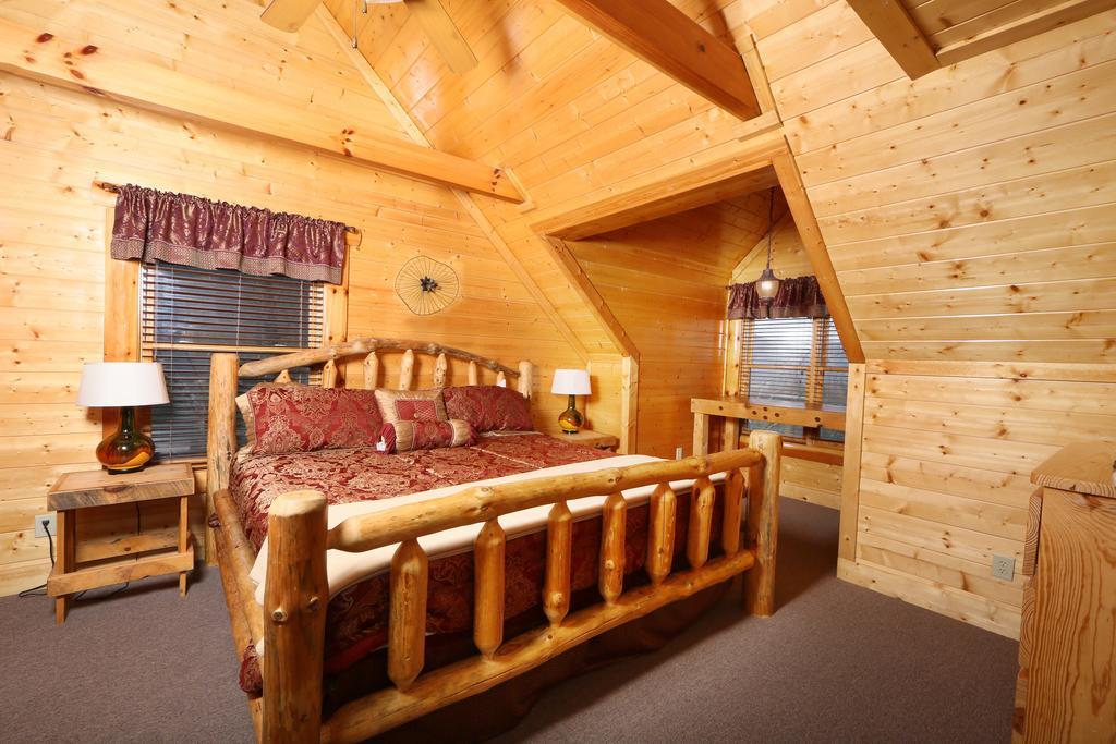 Rising Eagle Lodge - Eight Bedroom بيدجن فورج المظهر الخارجي الصورة